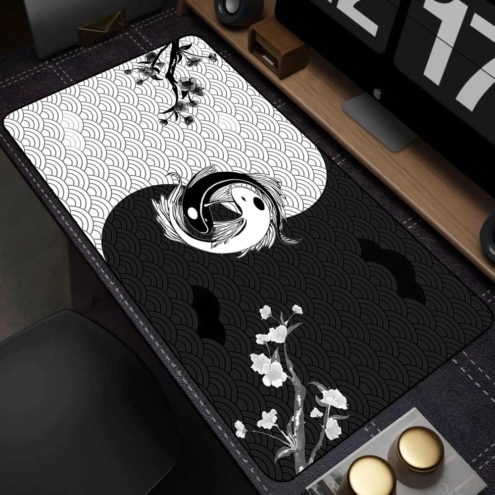 Black White Japanese Koi Fish  - Desk Setup Black And White 리뷰 및 가격